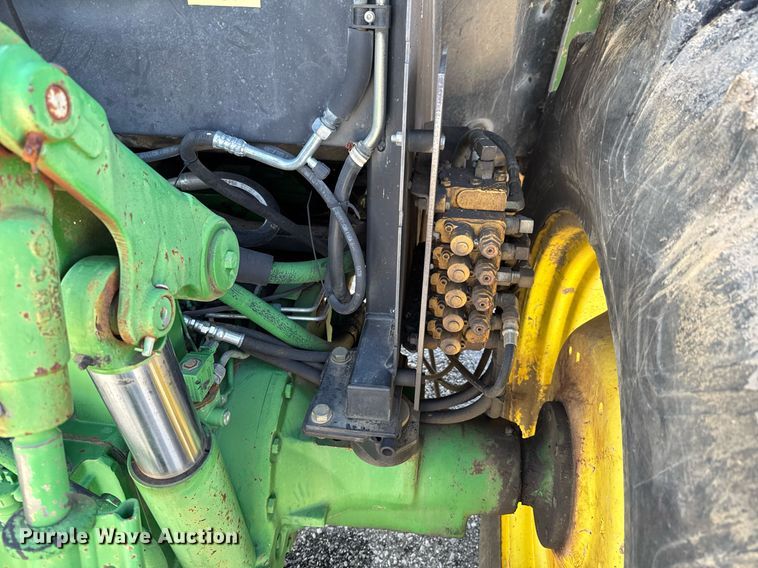 image for item DO0444 2002 John Deere 6405 tractor