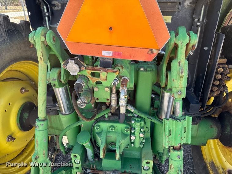 image for item DO0444 2002 John Deere 6405 tractor