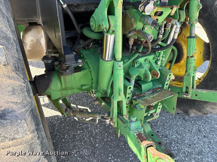 image for item DO0444 2002 John Deere 6405 tractor