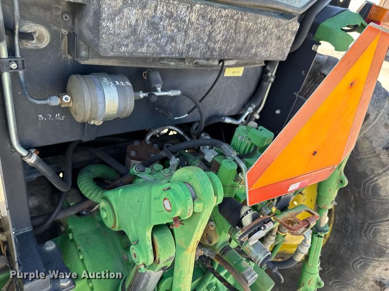 image for item DO0444 2002 John Deere 6405 tractor