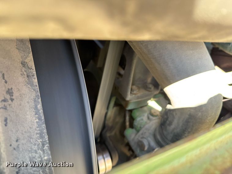 image for item DO0444 2002 John Deere 6405 tractor