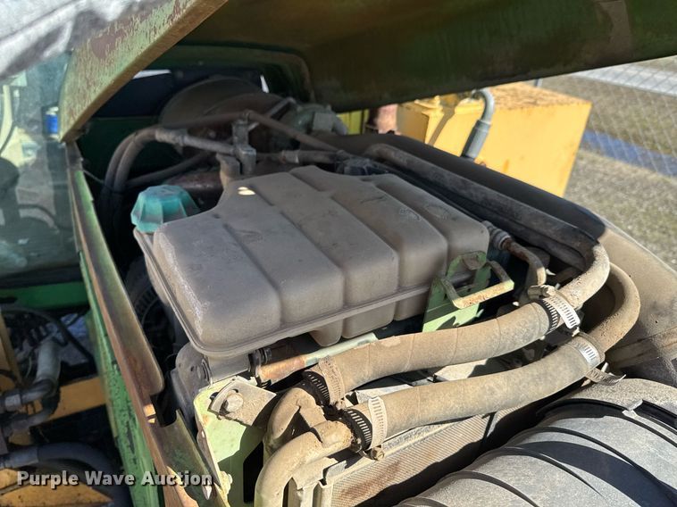 image for item DO0444 2002 John Deere 6405 tractor