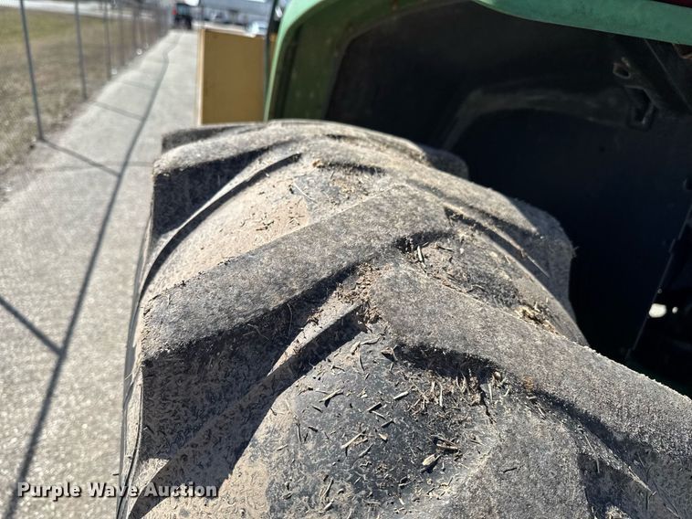 image for item DO0444 2002 John Deere 6405 tractor