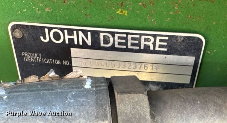 image for item DO0444 2002 John Deere 6405 tractor