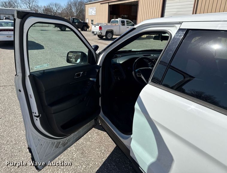 image for item DO0445 2013 Ford Explorer Police Interceptor SUV