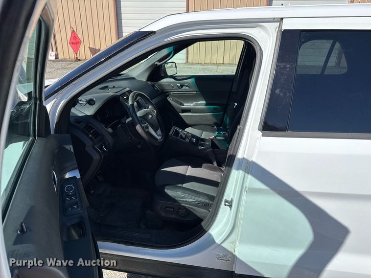image for item DO0445 2013 Ford Explorer Police Interceptor SUV