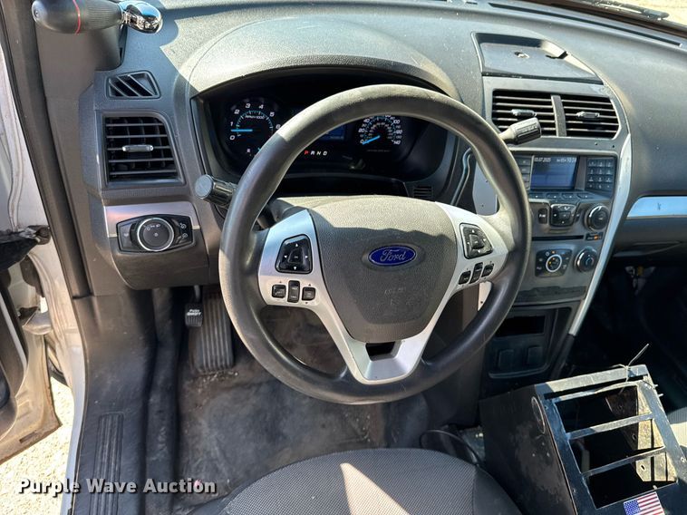 image for item DO0445 2013 Ford Explorer Police Interceptor SUV