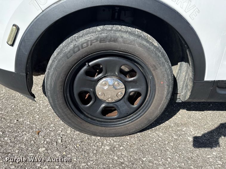 image for item DO0445 2013 Ford Explorer Police Interceptor SUV