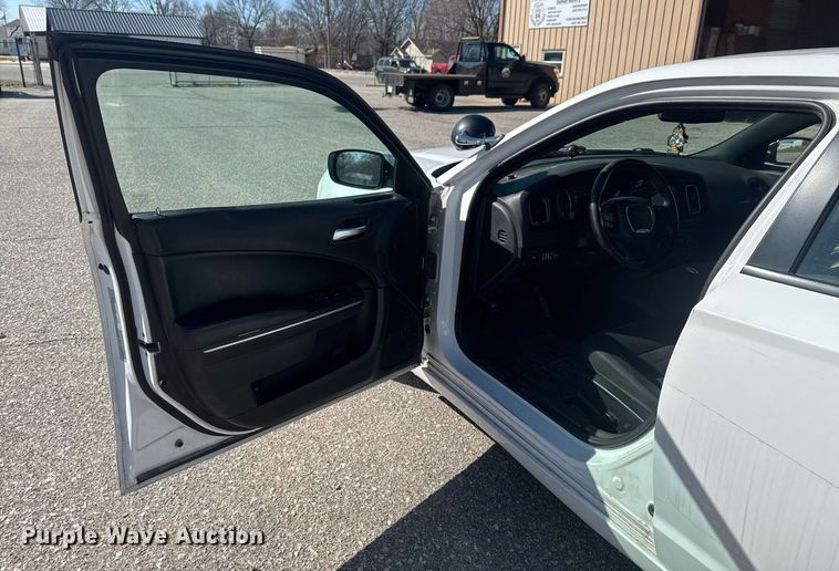 image for item DO0446 2017 Dodge Charger Police 