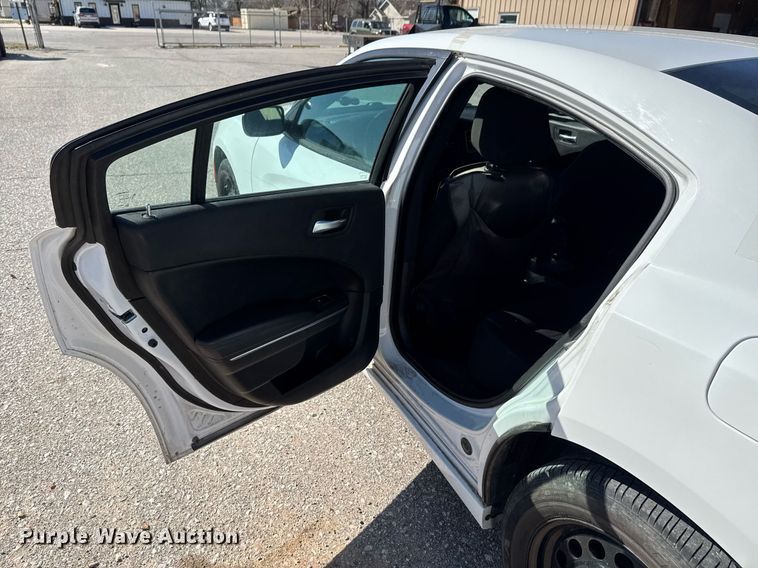 image for item DO0446 2017 Dodge Charger Police 