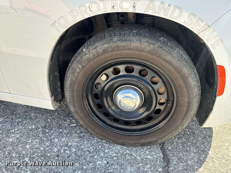 image for item DO0446 2017 Dodge Charger Police 