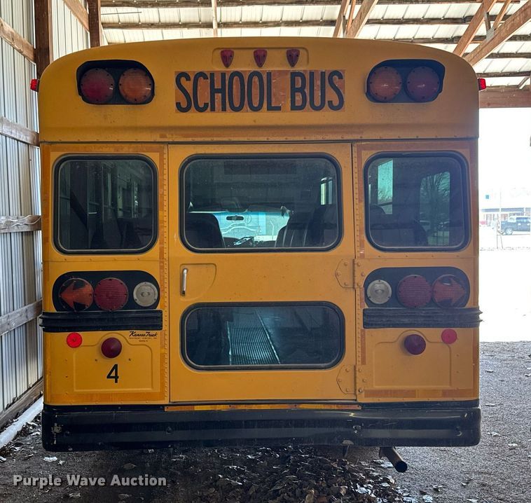 image for item DO0447 2002 Chevrolet Express school bus