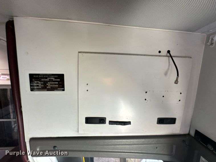 image for item DO0447 2002 Chevrolet Express school bus