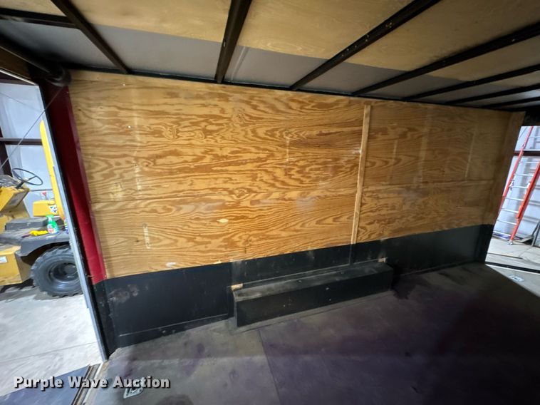 image for item DO0693 2016 Lark United Manufacturing enclosed cargo trailer