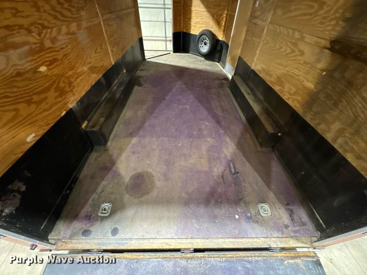 image for item DO0693 2016 Lark United Manufacturing enclosed cargo trailer