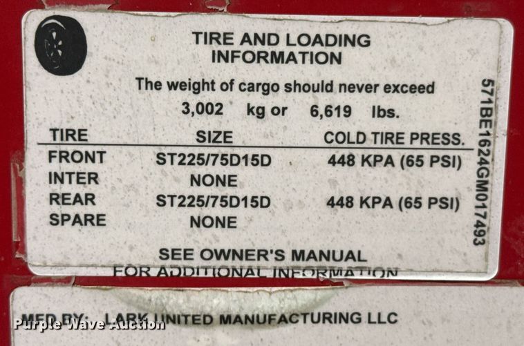 image for item DO0693 2016 Lark United Manufacturing enclosed cargo trailer