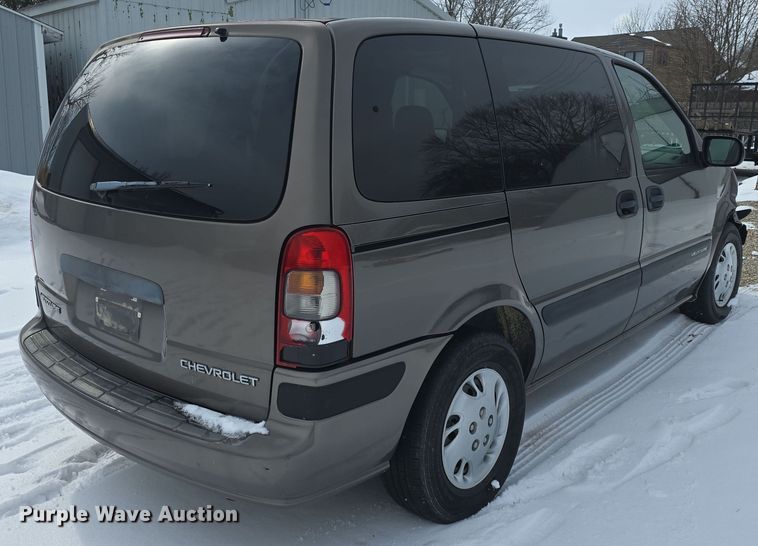 image for item DO7768 2004 Chevrolet Venture van