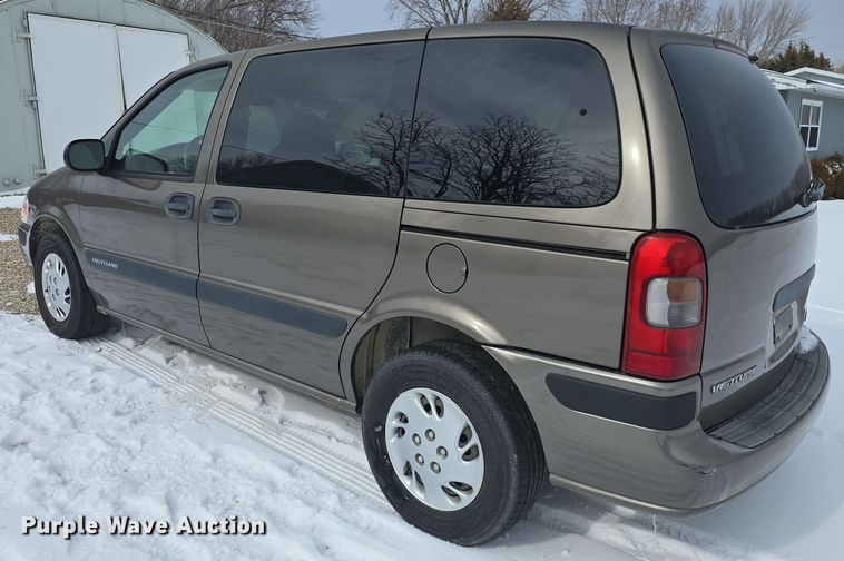 image for item DO7768 2004 Chevrolet Venture van