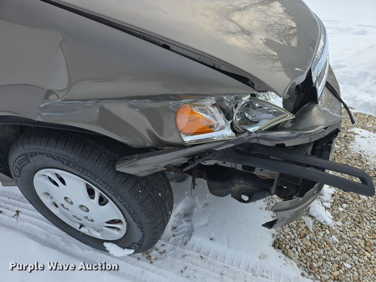 image for item DO7768 2004 Chevrolet Venture van