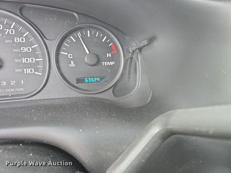 image for item DO7768 2004 Chevrolet Venture van