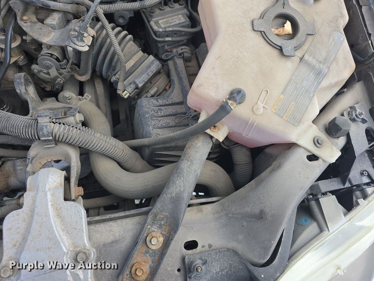 image for item DO7768 2004 Chevrolet Venture van