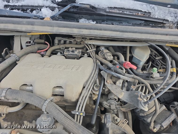 image for item DO7768 2004 Chevrolet Venture van