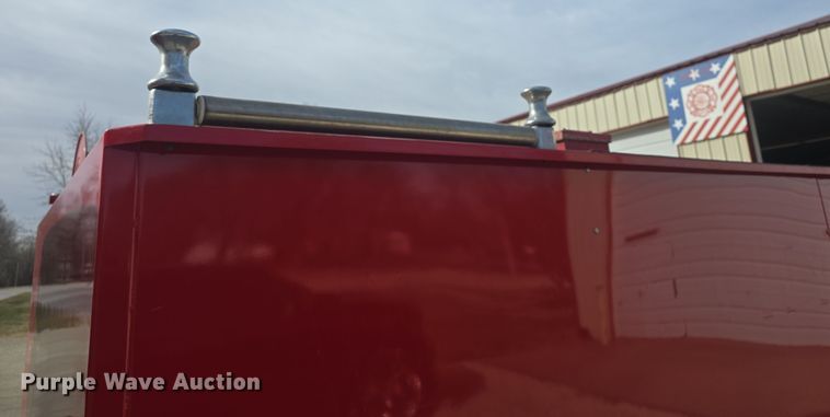 image for item DO7827 1985 Ford C8000 pumper fire truck