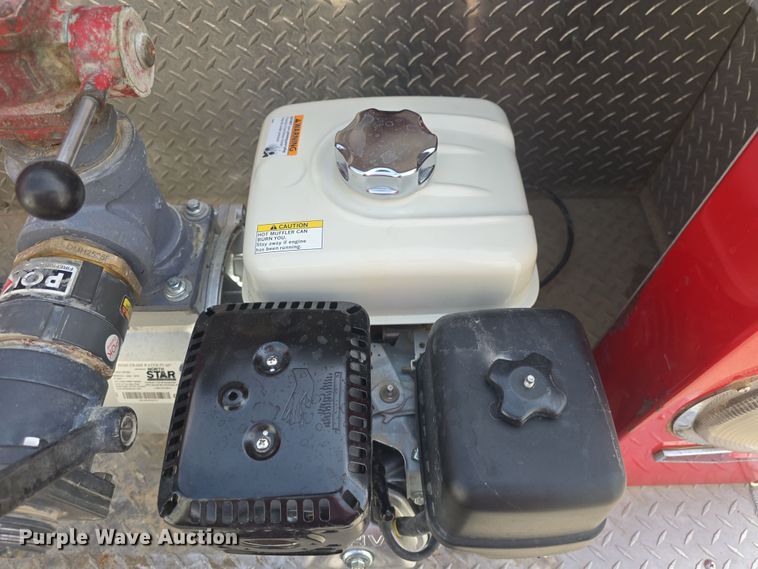 image for item DO7827 1985 Ford C8000 pumper fire truck