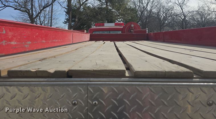 image for item DO7827 1985 Ford C8000 pumper fire truck