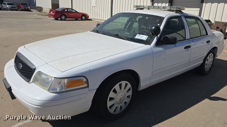 image for item DO7829 2007 Ford Crown Victoria Police Interceptor 