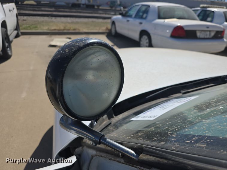 image for item DO7829 2007 Ford Crown Victoria Police Interceptor 