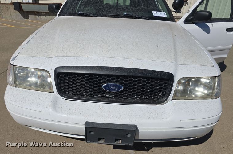 image for item DO7829 2007 Ford Crown Victoria Police Interceptor 