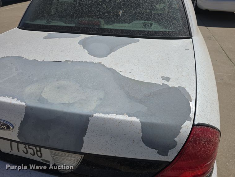 image for item DO7829 2007 Ford Crown Victoria Police Interceptor 