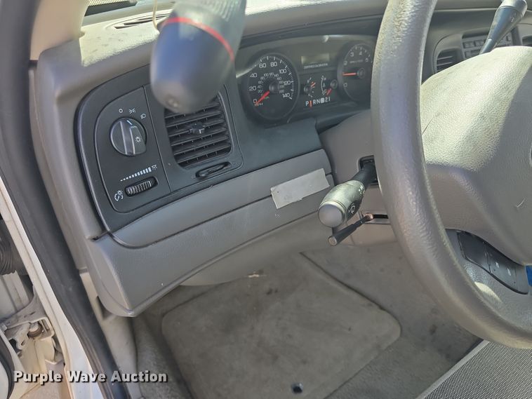 image for item DO7829 2007 Ford Crown Victoria Police Interceptor 