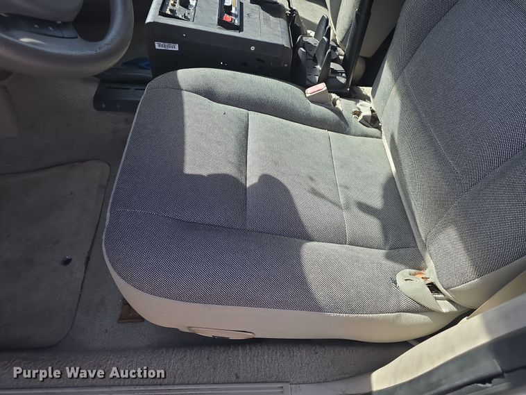 image for item DO7829 2007 Ford Crown Victoria Police Interceptor 