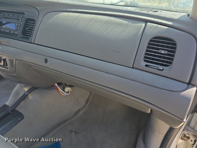 image for item DO7829 2007 Ford Crown Victoria Police Interceptor 