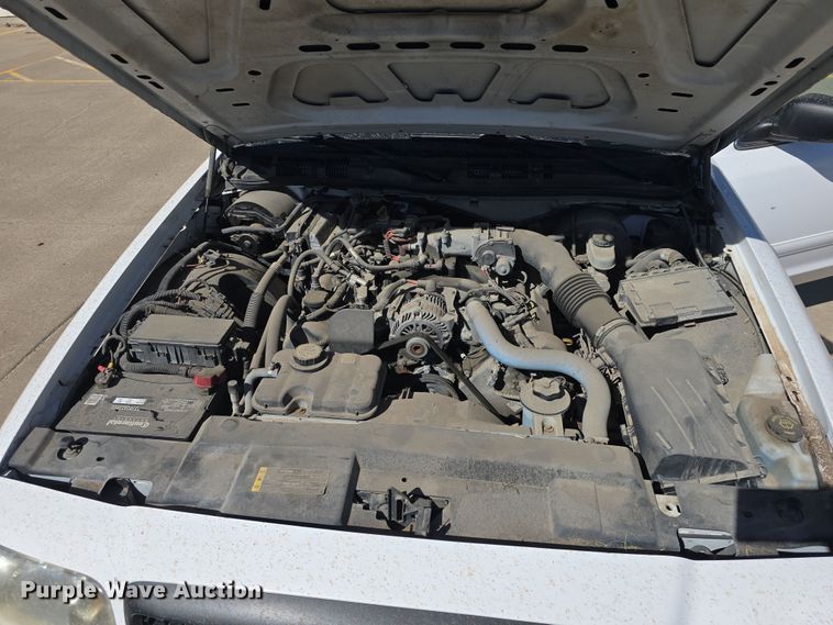 image for item DO7829 2007 Ford Crown Victoria Police Interceptor 