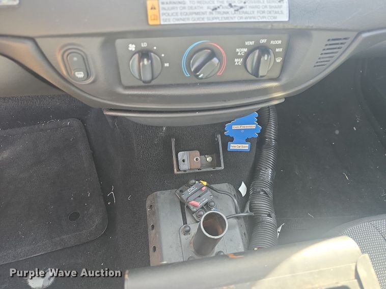 image for item DO7831 2011 Ford Crown Victoria Police Interceptor 