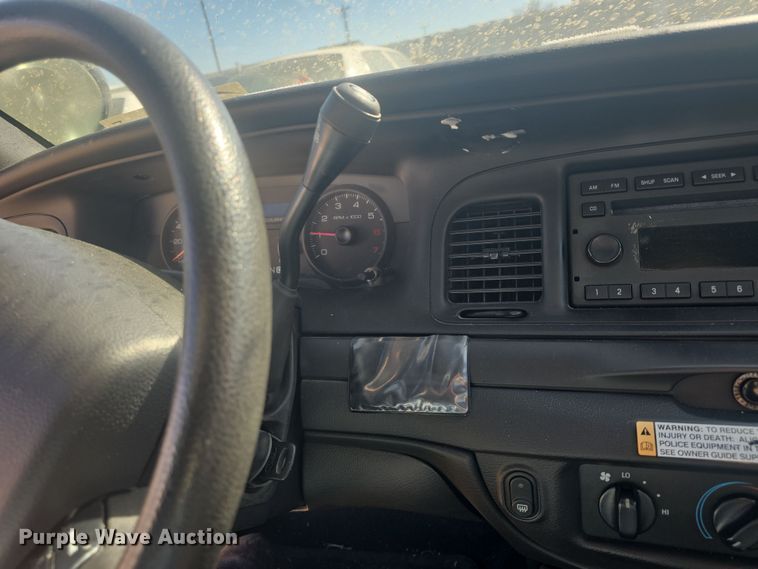 image for item DO7831 2011 Ford Crown Victoria Police Interceptor 