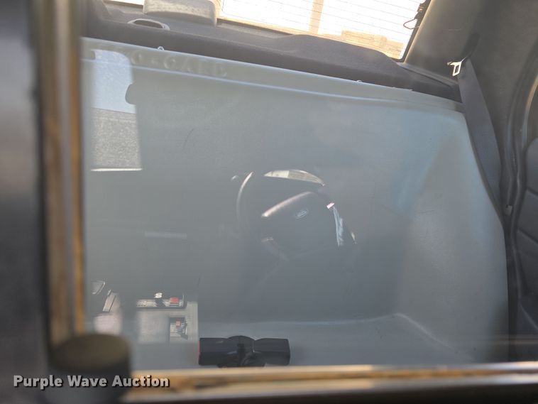 image for item DO7831 2011 Ford Crown Victoria Police Interceptor 