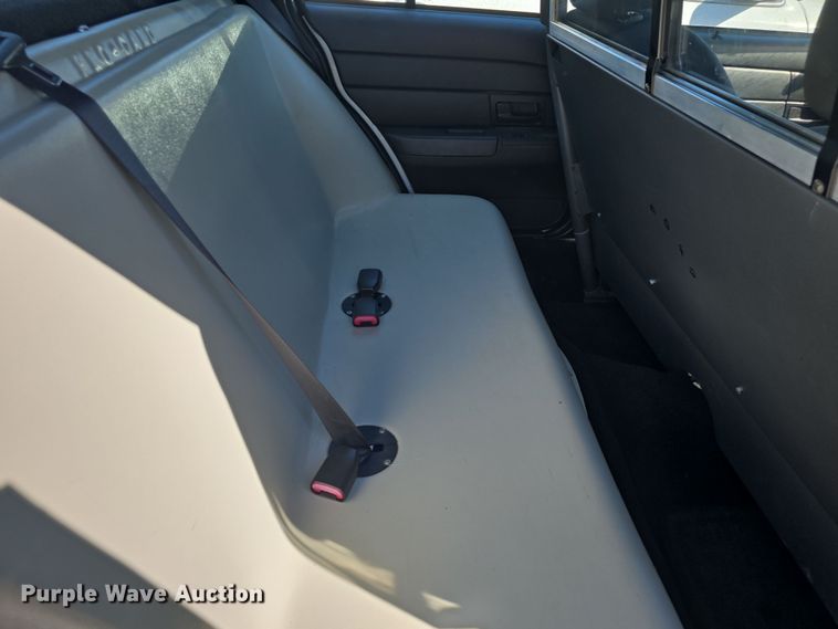 image for item DO7831 2011 Ford Crown Victoria Police Interceptor 