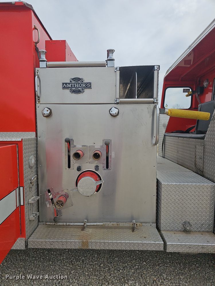 image for item DO7857 1983 Mack MC686FCS pumper fire truck