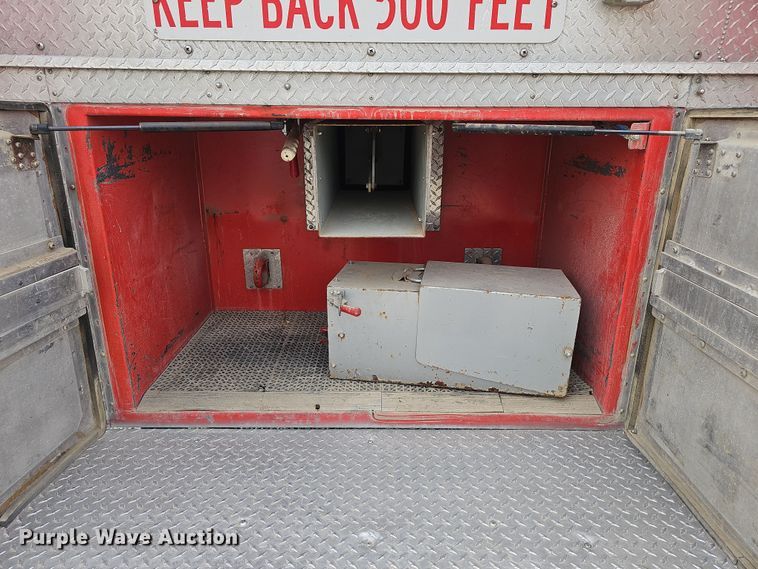 image for item DO7857 1983 Mack MC686FCS pumper fire truck