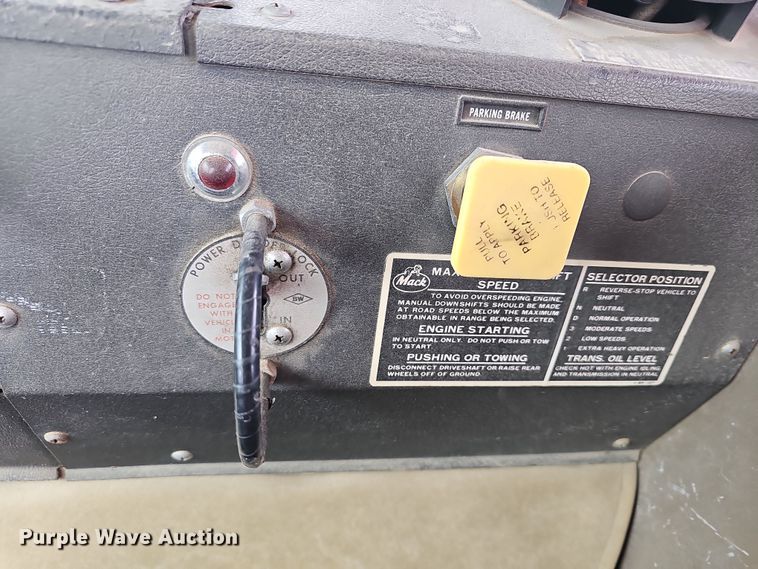 image for item DO7857 1983 Mack MC686FCS pumper fire truck