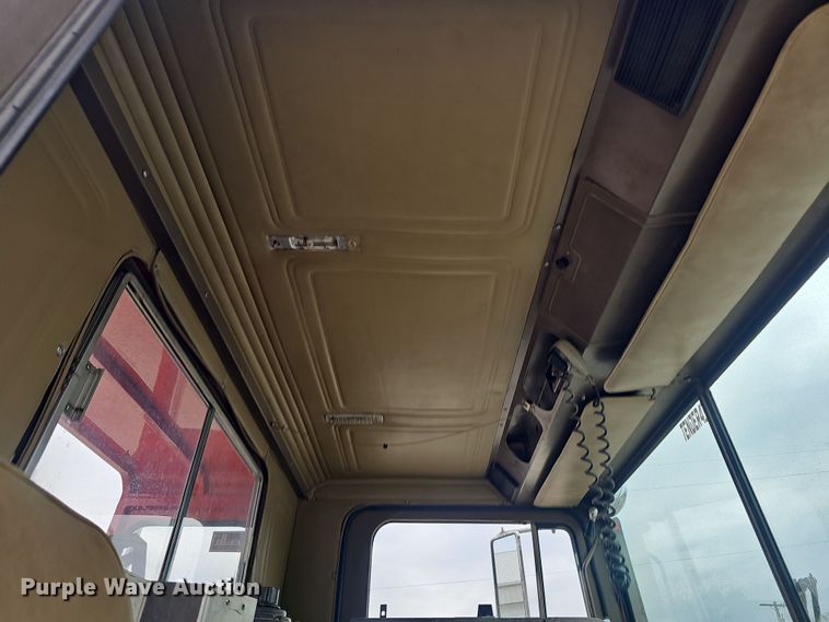 image for item DO7857 1983 Mack MC686FCS pumper fire truck