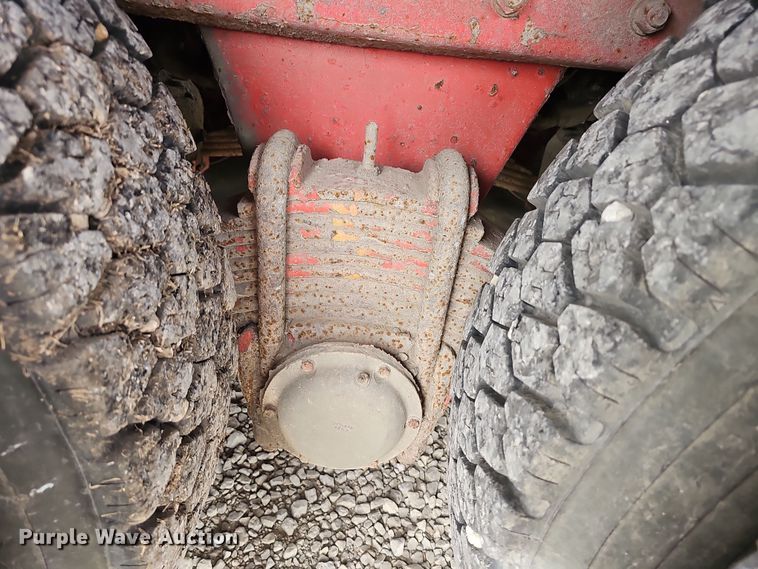 image for item DO7857 1983 Mack MC686FCS pumper fire truck