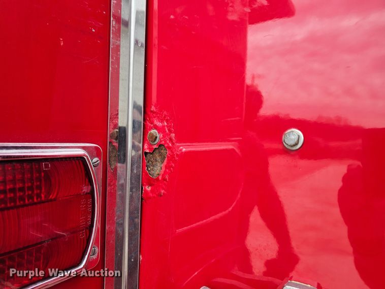 image for item DO7861 1985 Hendrickson 1871 W64 pumper fire truck