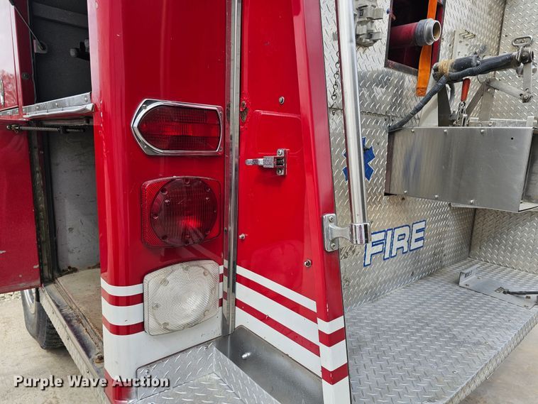 image for item DO7861 1985 Hendrickson 1871 W64 pumper fire truck