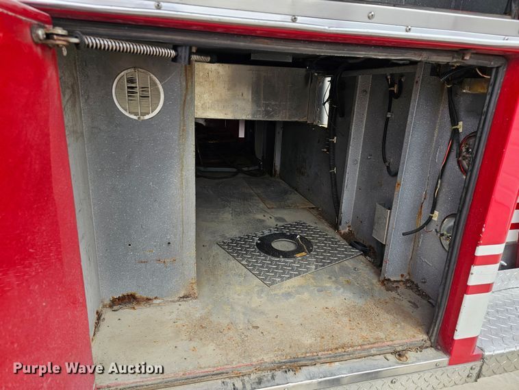 image for item DO7861 1985 Hendrickson 1871 W64 pumper fire truck