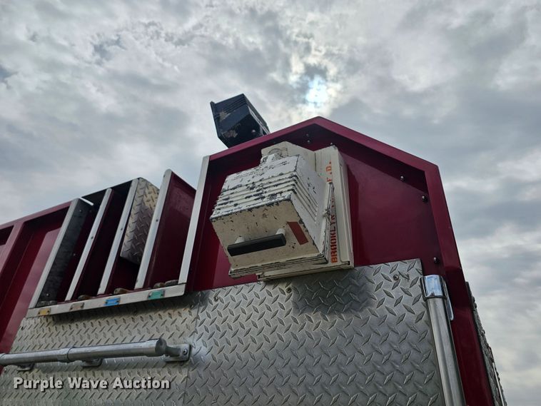 image for item DO7861 1985 Hendrickson 1871 W64 pumper fire truck